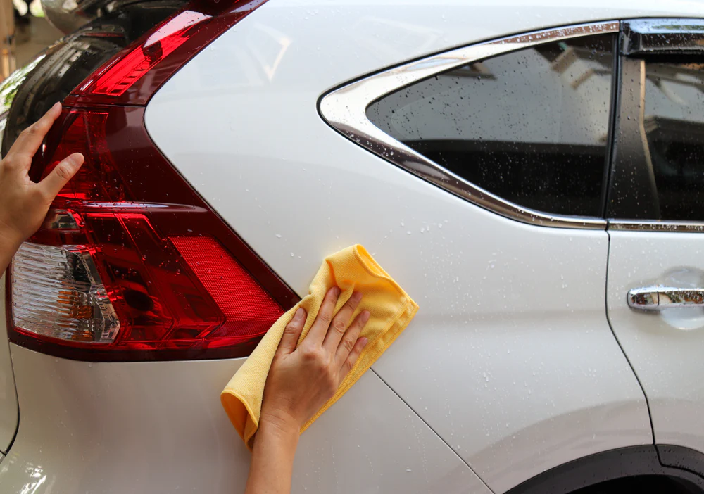 How to Dry Car After Washing